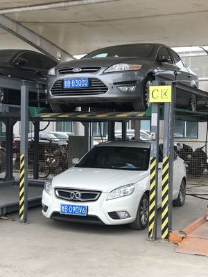 Четырехколонный автоподъемник 4 пост Автоподъемник 2000 кг нагрузки